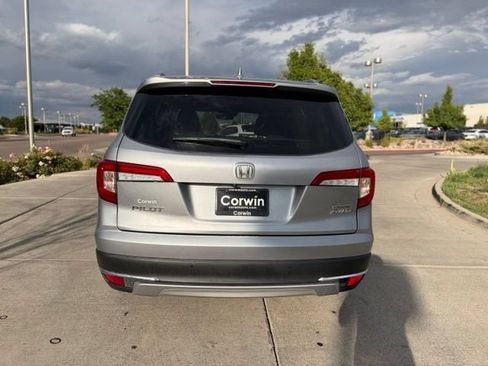 Used 2020 Honda Pilot Touring image 7