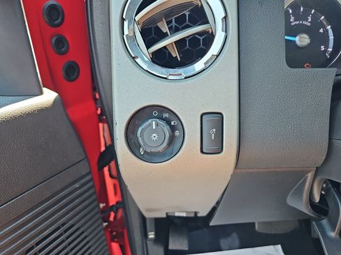 Used 2014 Ford F350 Lariat w/ Lariat Ultimate Package AWD/4WD image 34