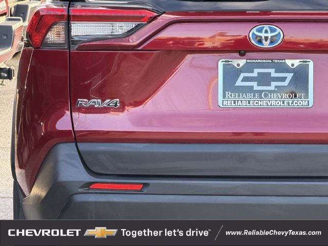 Used 2024 Toyota RAV4 XLE w/ Convenience Package AWD/4WD image 7