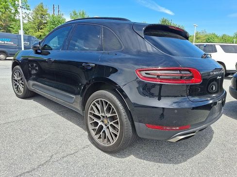 Used 2018 Porsche Macan AWD/4WD image 4