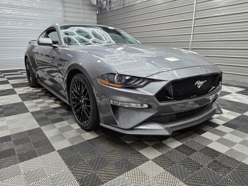 Used 2021 Ford Mustang GT Premium w/ GT Performance Package RWD image 5