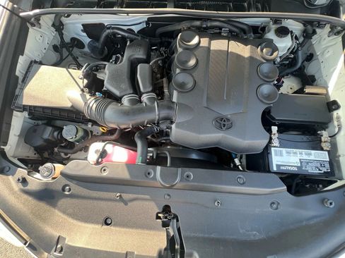 Used 2013 Toyota 4Runner SR5 image 70