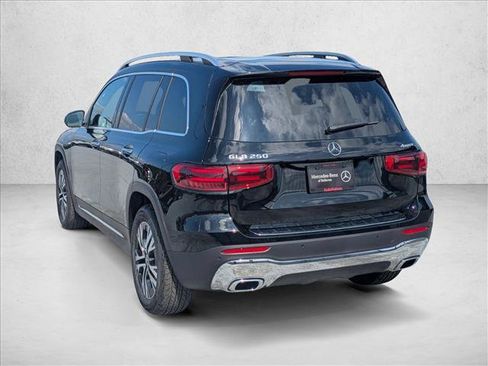 Certified 2026 Mercedes-Benz GLB 250 4MATIC image 8