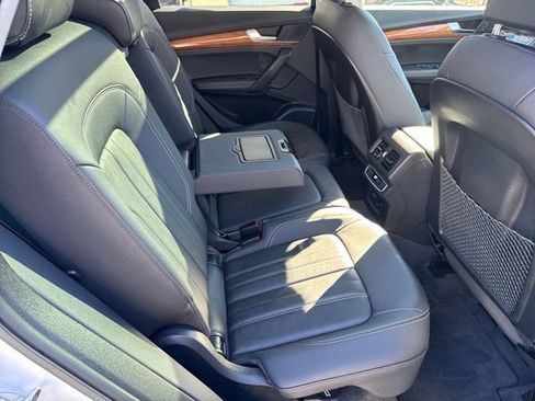 Used 2023 Audi Q5 2.0T Premium Plus w/ Premium Plus Package image 34