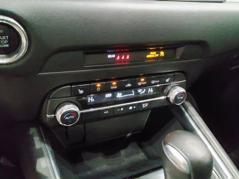 Used 2024 MAZDA CX-5 Carbon Edition image 17