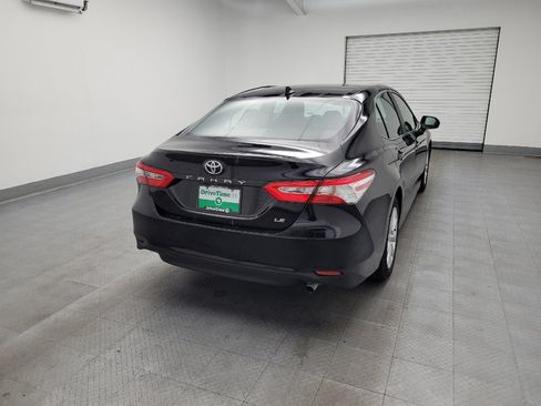Used 2020 Toyota Camry LE image 7