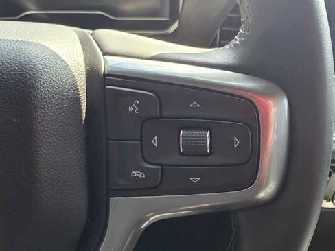 Used 2024 Chevrolet Silverado 1500 LT w/ Z71 Off-Road Package AWD/4WD image 18