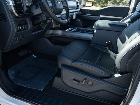 New 2026 Ford F350 Lariat w/ Lariat Ultimate Package image 18