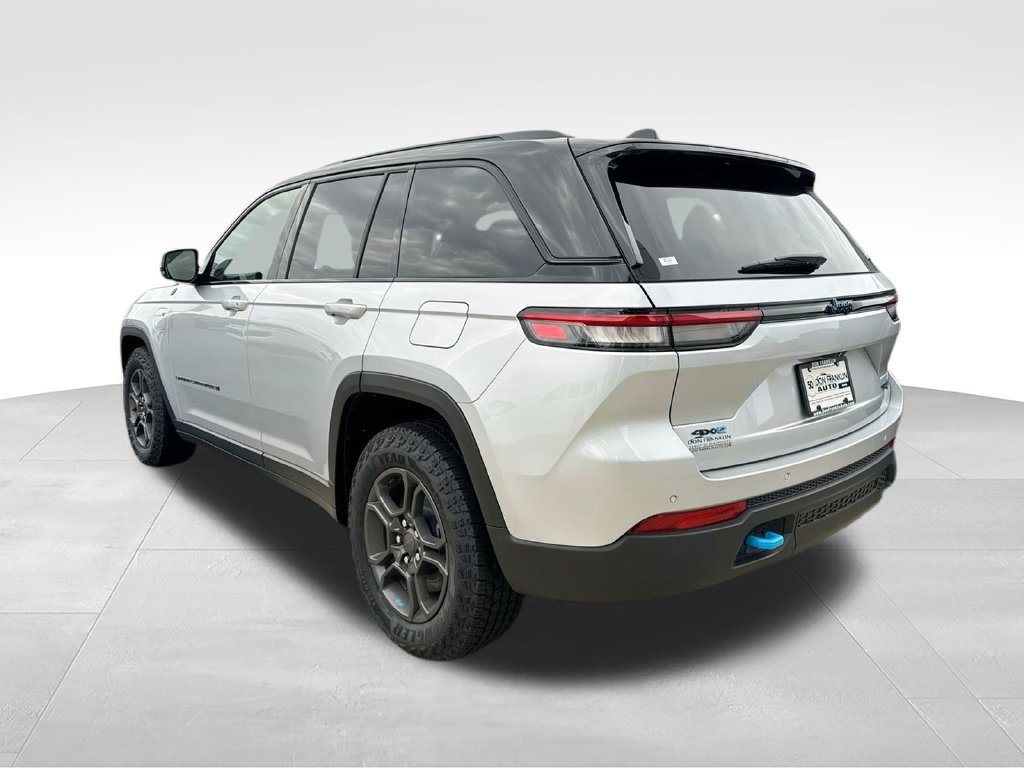 New 2024 Jeep Grand Cherokee Trailhawk AWD/4WD image 7