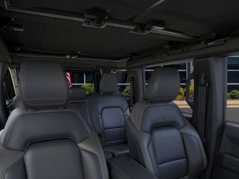 New 2025 Ford Bronco Outer Banks AWD/4WD image 12