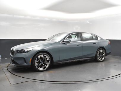 Certified 2025 BMW 530i