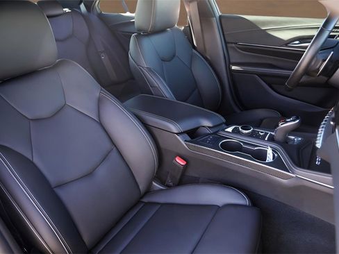 Certified 2024 Cadillac CT4 V Blackwing w/ LPO, Red Accent Package image 25