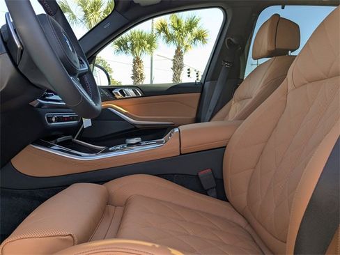 New 2026 BMW X5 M60i w/ Executive Package image 22