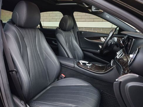 Used 2019 Mercedes-Benz E 300 image 28