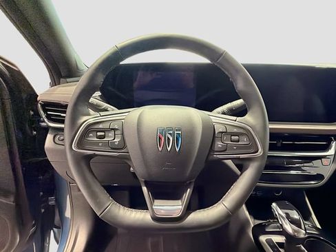 Used 2024 Buick Envista Avenir FWD image 10