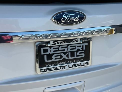 Used 2013 Ford Explorer XLT FWD image 17