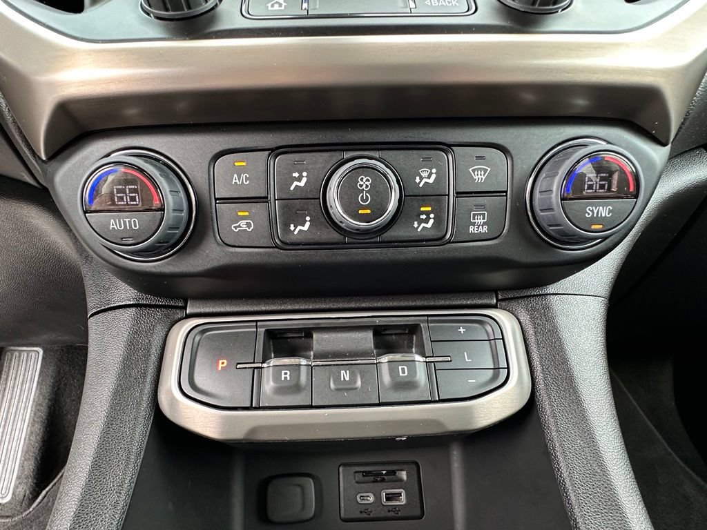 Certified 2023 GMC Acadia Denali w/ Denali Ultimate Package AWD/4WD image 34