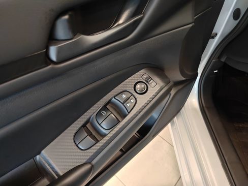 Used 2023 Nissan Altima 2.5 S FWD image 9