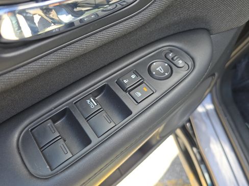 Certified 2022 Honda HR-V Sport image 15