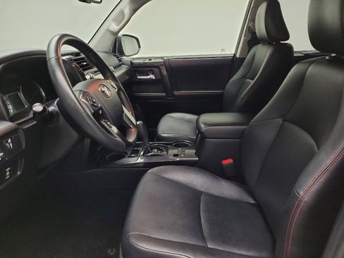 Used 2015 Toyota 4Runner Trail Premium image 17