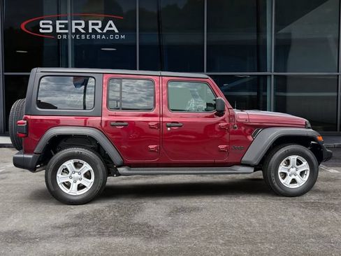 Used 2022 Jeep Wrangler Unlimited Sport AWD/4WD image 6