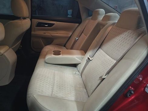 Used 2016 Nissan Altima 2.5 SV image 13