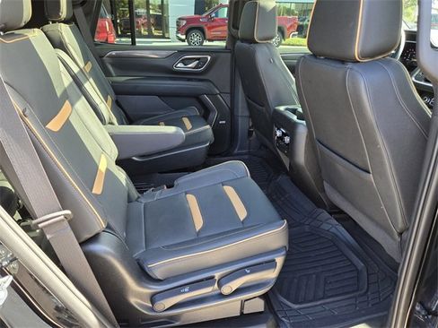 Used 2023 GMC Yukon AT4 w/ AT4 Premium Plus Package image 19