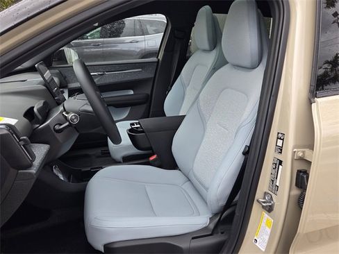 New 2026 Volvo EX30 Ultra image 13