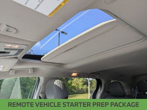 Used 2023 Toyota Sienna XLE image 14