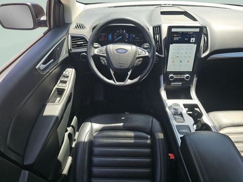 Used 2024 Ford Edge SEL AWD/4WD image 4