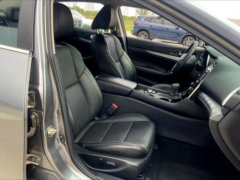 Used 2016 Nissan Maxima 3.5 SV image 8