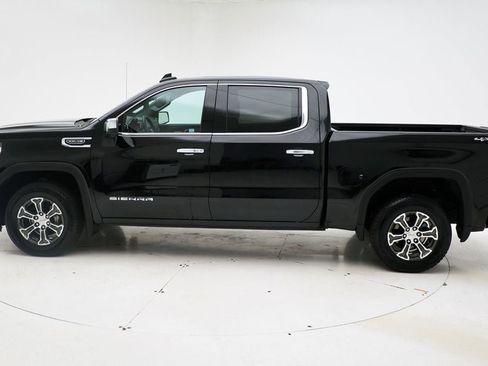 Used 2025 GMC Sierra 1500 SLT AWD/4WD image 6
