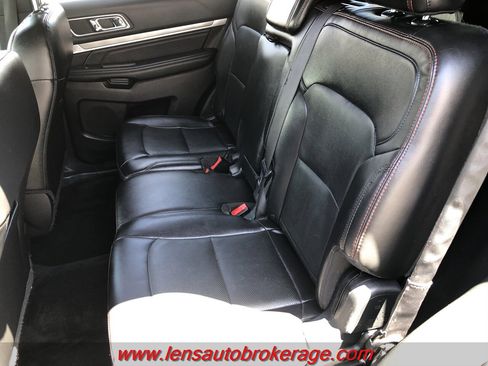 Used 2017 Ford Explorer Sport w/ Equipment Group 401A AWD/4WD image 18