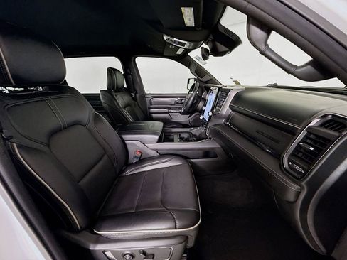 Used 2022 RAM 1500 Limited image 28