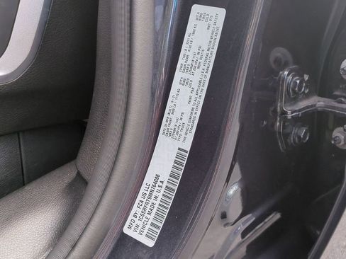 Used 2021 RAM 1500 Laramie image 31