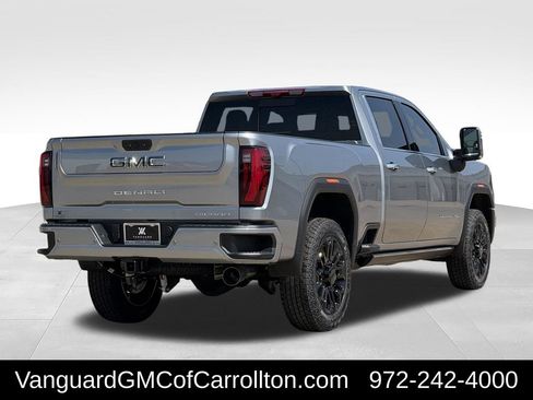 New 2026 GMC Sierra 2500 Denali Ultimate AWD/4WD image 3