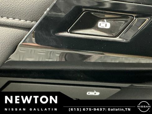 Used 2026 BMW 740i xDrive AWD/4WD image 95