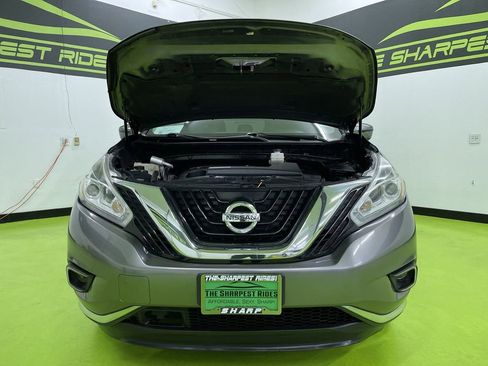 Used 2018 Nissan Murano S image 4
