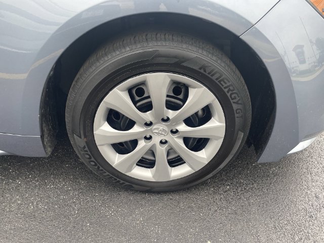 Used 2025 Toyota Corolla LE FWD image 41