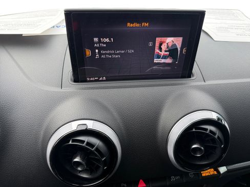 Used 2018 Audi A3 e-tron Prestige w/ Prestige Package image 12