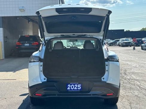 Used 2025 Nissan Murano SL AWD/4WD image 33