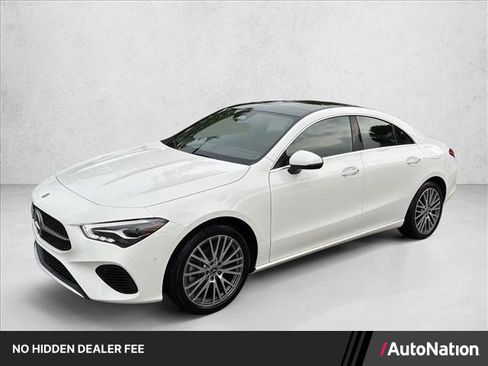 Used 2025 Mercedes-Benz CLA 250 4MATIC image 1