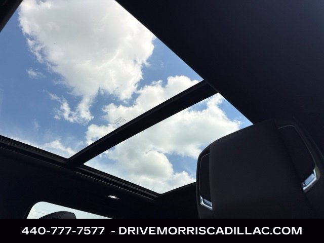 Used 2023 Cadillac Escalade ESV Premium Luxury w/ LPO, Floor Liner Package AWD/4WD image 18
