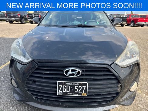 Used 2014 Hyundai Veloster Turbo FWD image 2