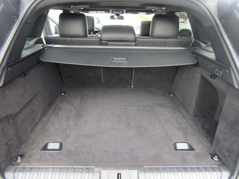 Used 2016 Land Rover Range Rover Sport HSE image 20