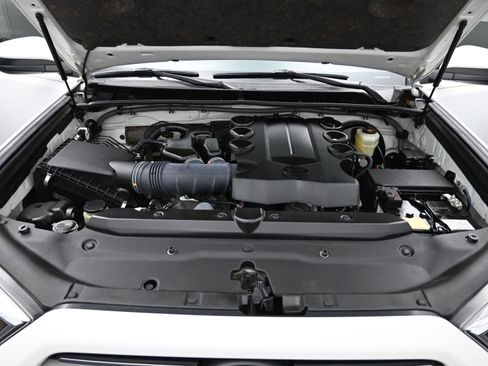 Certified 2023 Toyota 4Runner SR5 image 18