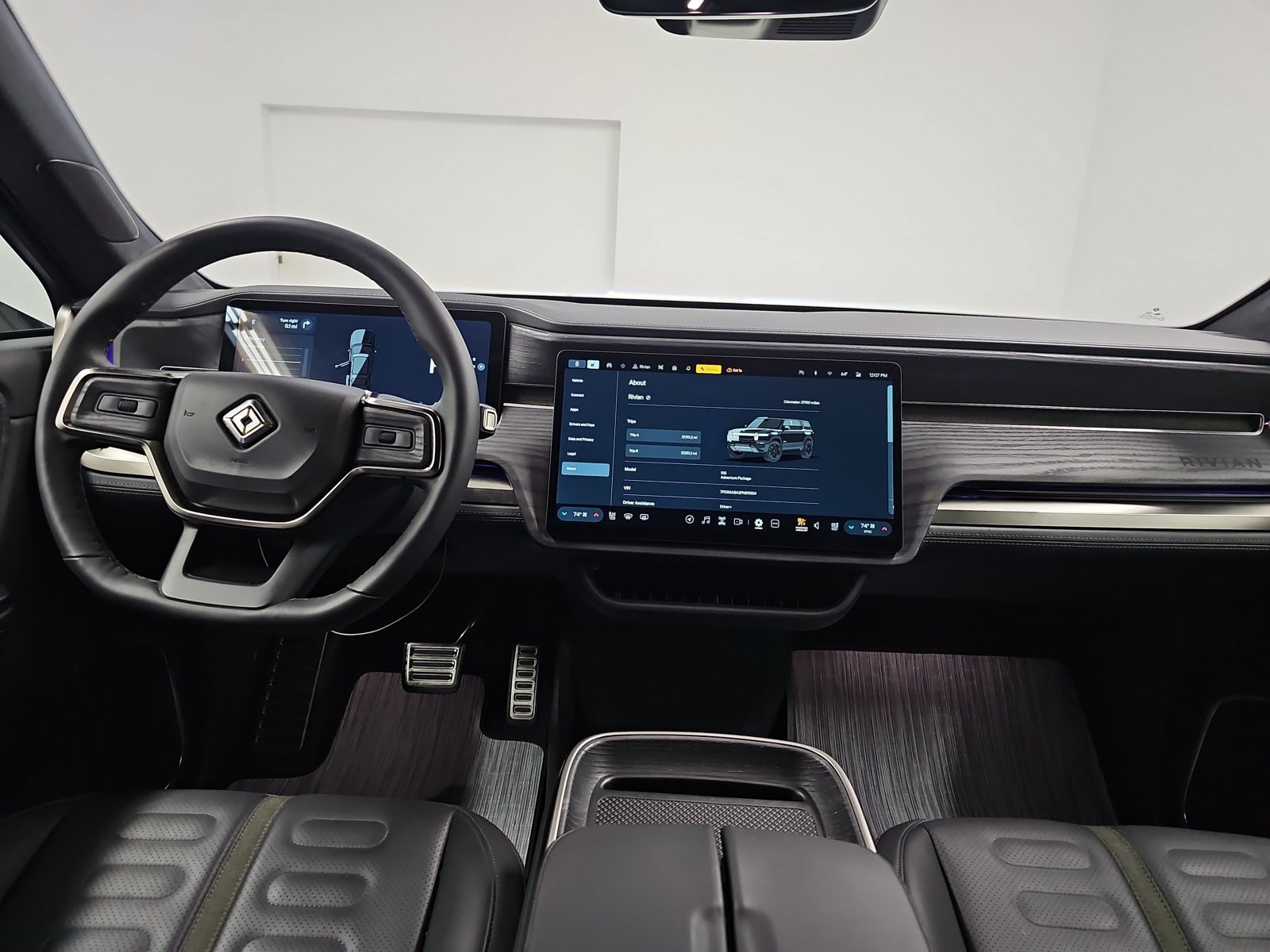 Used 2023 Rivian R1S Adventure Quad AWD/4WD image 27