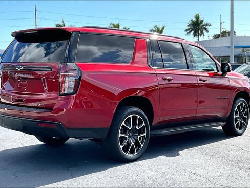 Certified 2024 Chevrolet Suburban RST w/ Luxury Package image 4