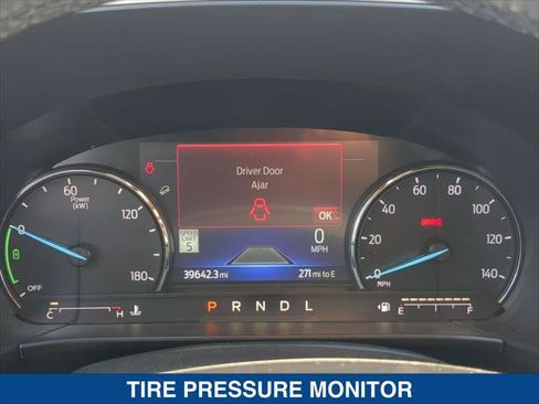 Used 2021 Ford Escape SE FWD image 16