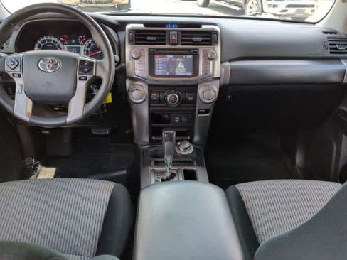 Used 2016 Toyota 4Runner SR5 AWD/4WD image 15